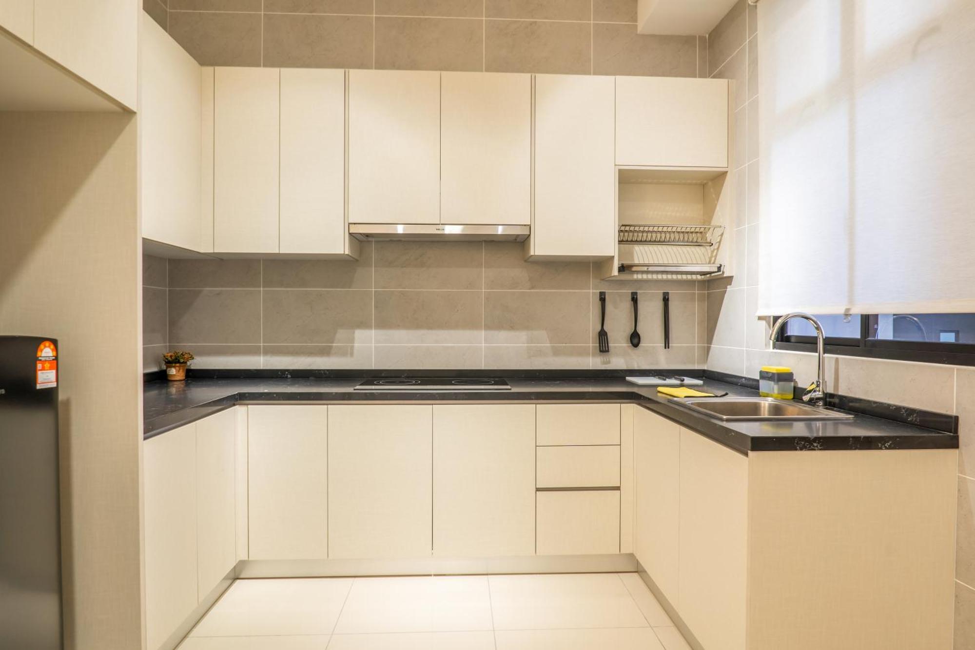 Twin Tower Residence By Nest Home【5 Mins Walk To Ciq】 Johor Bahru Exteriör bild